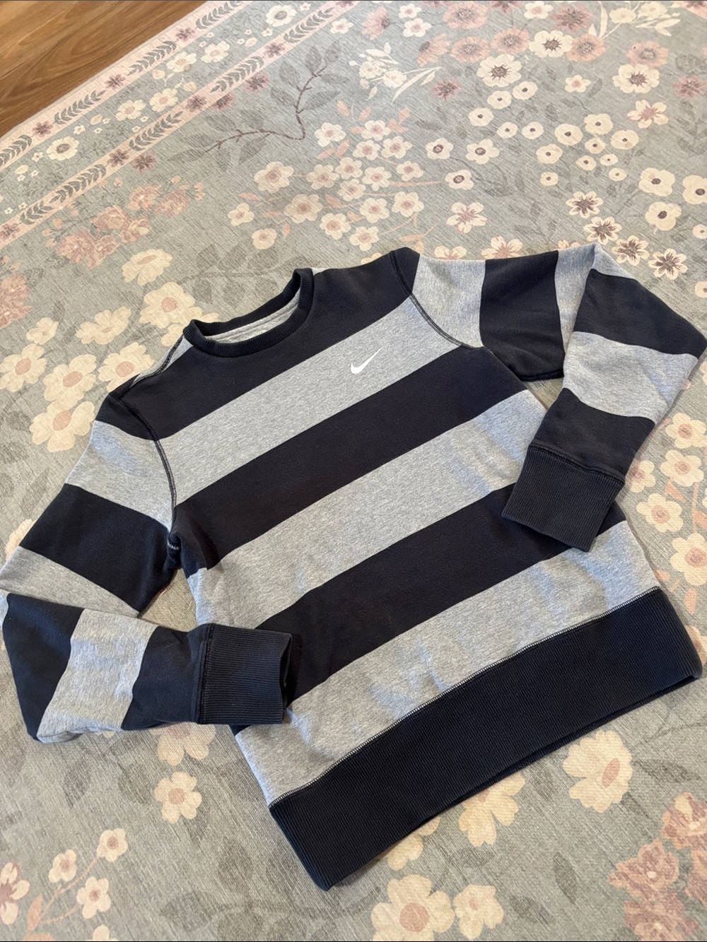 Nike Black and Gray Striped Crewneck Sweatshirt